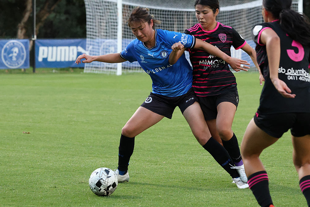 Box Hill United FCでプレーする土居明日香選手