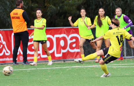 Heidelberg United FCでプレーする宮田あすか選手