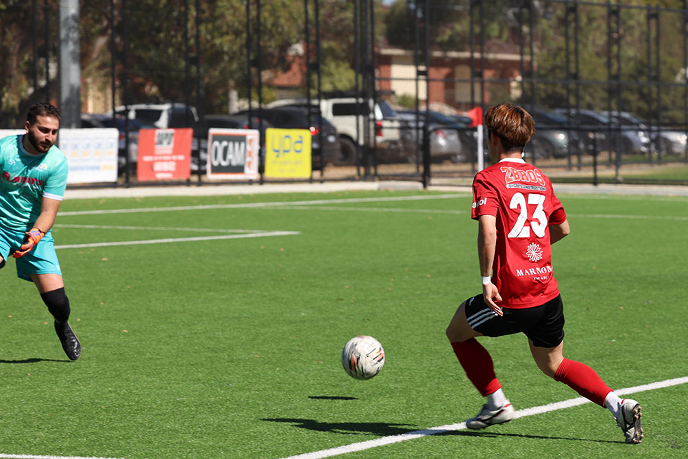 Lalor United Sloga FCでプレーする江草舜辰選手